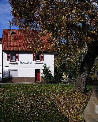 Gästehaus Ötisheim Brunnenhäusle